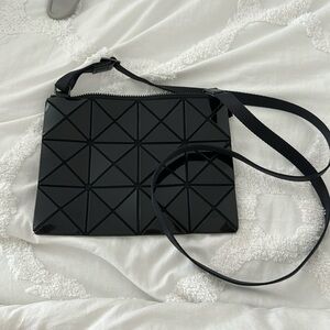 Baobao black crossbody